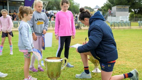 Crows AFLW player, Eloise Jones meeting young fans at Lameroo Crows AFLW player, Eloise Jones meeting young fans at Lameroo_small.jpg