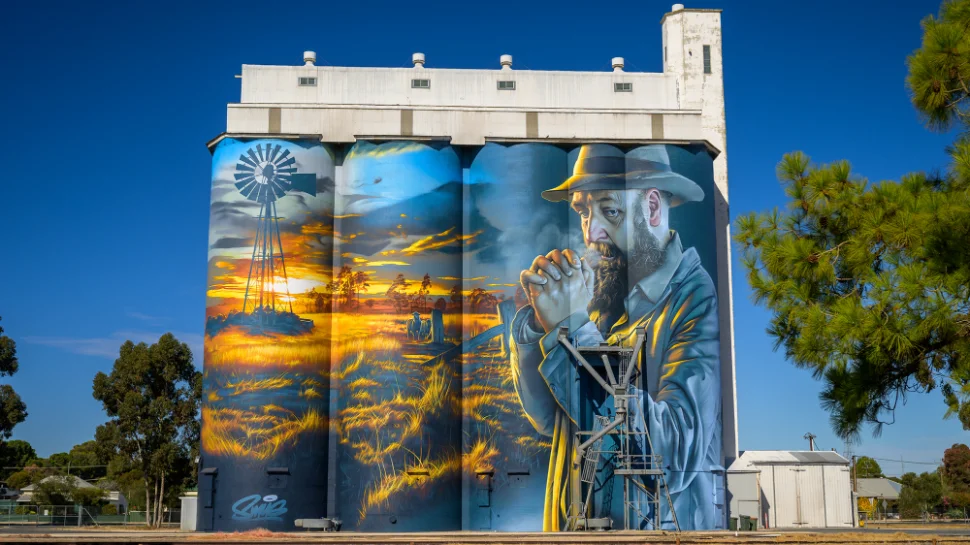LAMEROO-Silo-Art_240512_037_WebRes_smaller.png
