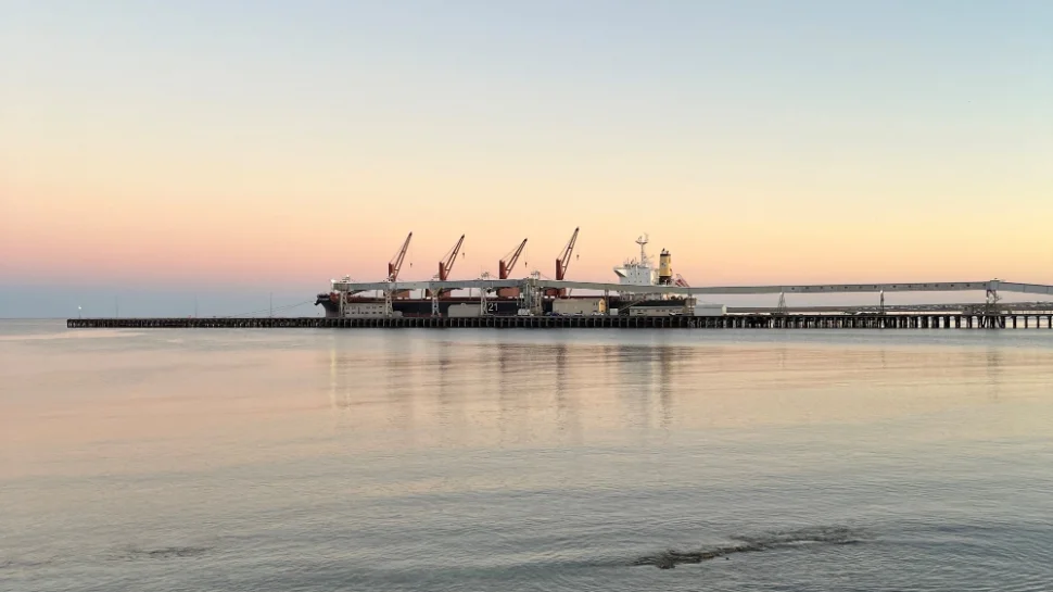 Sunrise at Wallaroo_cropped.jpg