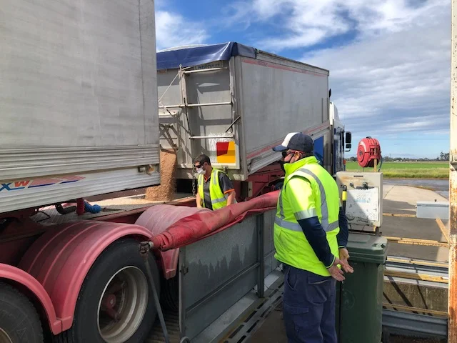 First delivery into Dooen for the 2020/21 harvest being delivered by Jaden Caccianiga with Viterra Dooen Operator Josh Friend. 03112020 report.jpg